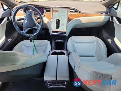 Zdjęcie 8 z 12 samochodu: 2016 TESLA MODEL S VIN:5YJSA1E19GF151329 - miniatura