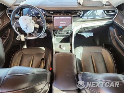 Zdjęcie 8 z 14 samochodu: 2023 JEEP GRAND CHEROKEE L LIMITED VIN:1C4RJKBG2P8753826 - miniatura