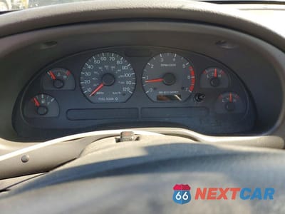Zdjęcie 9 z 12 samochodu: 2001 FORD MUSTANG VIN:1FAFP44421F200263 - miniatura