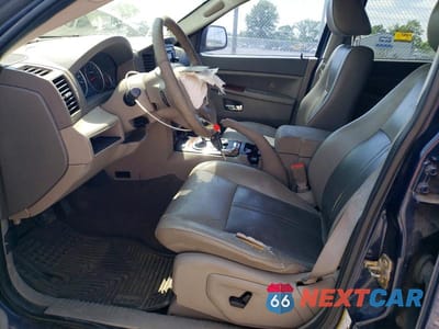 Zdjęcie 7 z 12 samochodu: 2005 JEEP GRAND CHEROKEE LIMITED VIN:1J4HR58235C532399 - miniatura