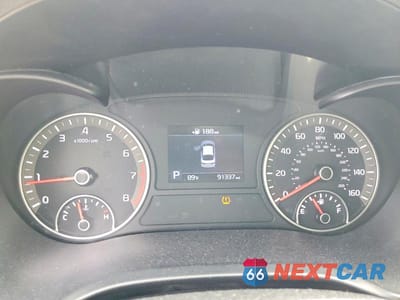 Zdjęcie 9 z 13 samochodu: 2019 KIA OPTIMA LX VIN:5XXGT4L36KG300212 - miniatura
