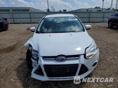 Piąte zdjęcie samochodu w środku: 2014 FORD FOCUS SE VIN:1FADP3K22EL372030 - miniatura