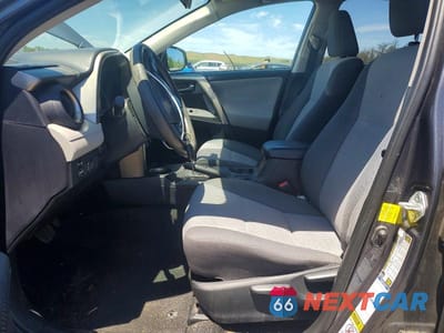 Zdjęcie 7 z 13 samochodu: 2014 TOYOTA RAV4 VIN:2T3BFREV7EW128366 - miniatura