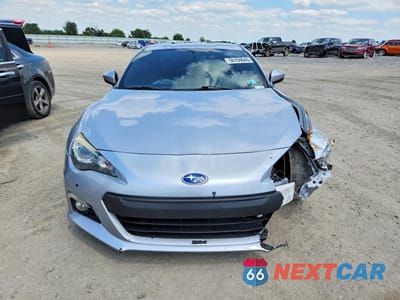 Piąte zdjęcie samochodu w środku: 2016 SUBARU BRZ 2.0 LIMITED VIN:JF1ZCAC12G9603973 - miniatura