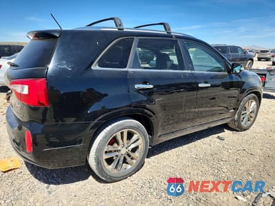 Trzecie zdjęcie samochodu z tyłu: 2014 KIA SORENTO SX LIMITED VIN:5XYKWDA78EG466769 - miniatura