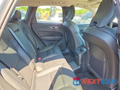 Zdjęcie 10 z 12 samochodu: 2024 VOLVO XC60 PLUS VIN:YV4H60DL3R1814749 - miniatura