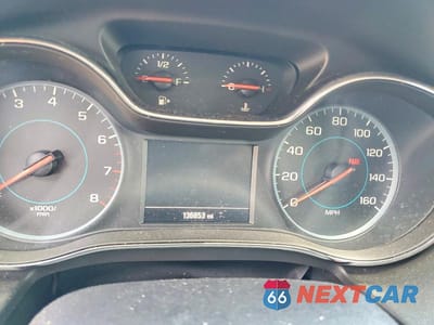 Zdjęcie 9 z 12 samochodu: 2017 CHEVROLET CRUZE LT VIN:1G1BE5SM8H7270855 - miniatura
