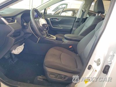 Zdjęcie 7 z 12 samochodu: 2023 TOYOTA RAV4 HYBRID XLE VIN:JTMRWRFV2PD191050 - miniatura