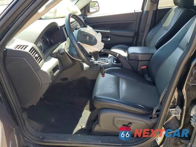 Zdjęcie 7 z 14 samochodu: 2009 JEEP GRAND CHEROKEE LAREDO VIN:1J8GR48K79C527622 - miniatura