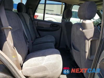 Zdjęcie 11 z 13 samochodu: 2004 CHEVROLET TRAILBLAZER LS VIN:1GNDT13S742155240 - miniatura