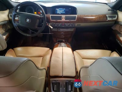 Zdjęcie 8 z 12 samochodu: 2006 BMW 750 I VIN:WBAHL83556DT02687 - miniatura