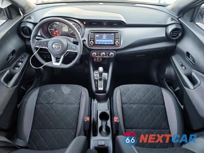 Zdjęcie 8 z 12 samochodu: 2019 NISSAN KICKS S VIN:3N1CP5CU1KL510855 - miniatura