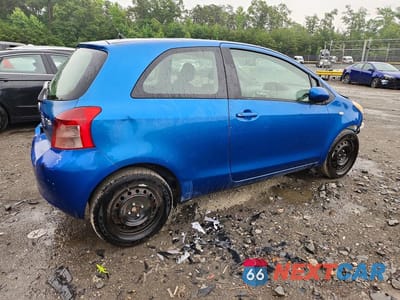 Trzecie zdjęcie samochodu z tyłu: 2008 TOYOTA YARIS BASE VIN:JTDJT923X85175460 - miniatura