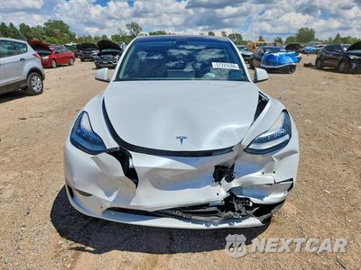 Piąte zdjęcie samochodu w środku: 2022 TESLA MODEL Y VIN:7SAYGAEE2NF313510 - miniatura