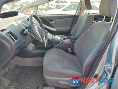 Zdjęcie 7 z 12 samochodu: 2015 TOYOTA PRIUS VIN:JTDKN3DU1F1928296 - miniatura