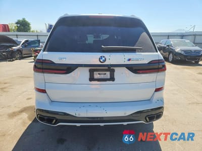 Zdjęcie 6 z 12 samochodu: 2024 BMW X7 M60I VIN:5UX33EM00R9S98553 - miniatura