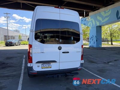 Zdjęcie 7 z 15 samochodu: 2023 MERCEDES-BENZ SPRINTER 2500 VIN:W1W4NBHY6PT150314 - miniatura