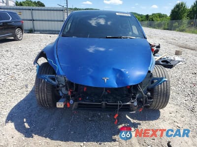 Piąte zdjęcie samochodu w środku: 2021 TESLA MODEL Y VIN:5YJYGDEF9MF268393 - miniatura