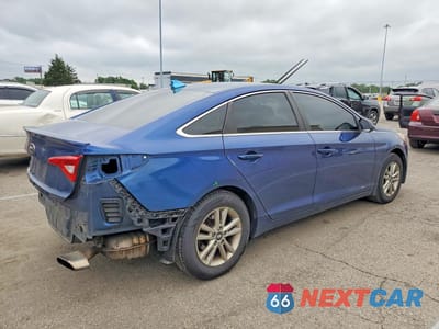 Trzecie zdjęcie samochodu z tyłu: 2015 HYUNDAI SONATA SE VIN:5NPE24AF0FH170591 - miniatura
