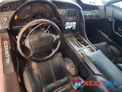Zdjęcie 8 z 12 samochodu: 1991 CHEVROLET CORVETTE VIN:1G1YY2386M5102364 - miniatura