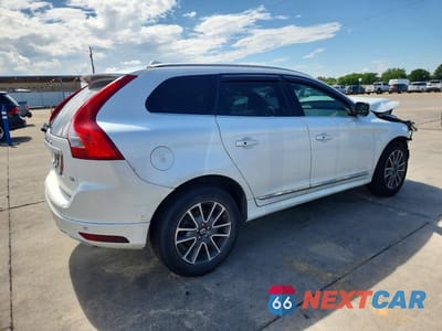 Trzecie zdjęcie samochodu z tyłu: 2015 VOLVO XC60 T6 PREMIER VIN:YV449MDK9F2637196 - miniatura