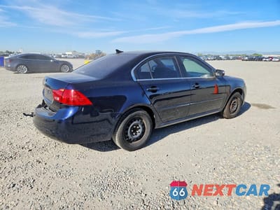 Trzecie zdjęcie samochodu z tyłu: 2010 KIA OPTIMA LX VIN:KNAGG4A82A5427042 - miniatura