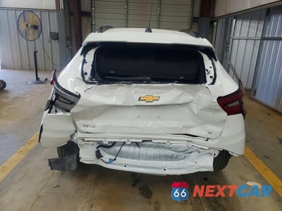 Zdjęcie 6 z 12 samochodu: 2025 CHEVROLET TRAX 1LT VIN:KL77LHEP2SC235265 - miniatura