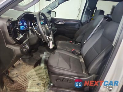 Zdjęcie 7 z 12 samochodu: 2026 CHEVROLET SILVERADO K1500 LT-L VIN:1GCPKKEK3TZ233014 - miniatura