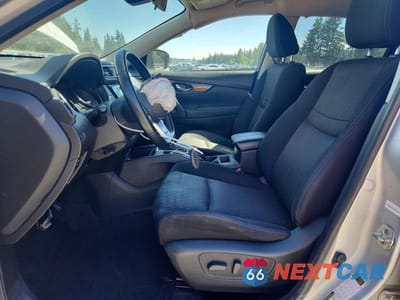 Zdjęcie 7 z 13 samochodu: 2020 NISSAN ROGUE SV VIN:JN8AT2MV9LW139076 - miniatura