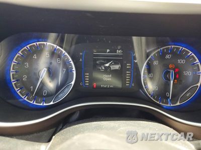 Zdjęcie 9 z 13 samochodu: 2018 CHRYSLER PACIFICA TOURING L VIN:2C4RC1BG8JR214143 - miniatura