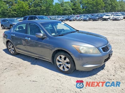 Czwarte zdjęcie samochodu z boku: 2008 HONDA ACCORD EXL VIN:1HGCP26878A088800 - miniatura