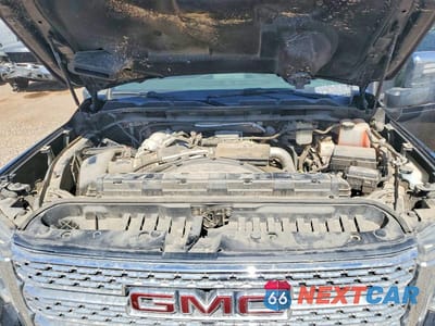 Zdjęcie 11 z 12 samochodu: 2022 GMC SIERRA K2500 DENALI VIN:1GT49REY2NF124723 - miniatura