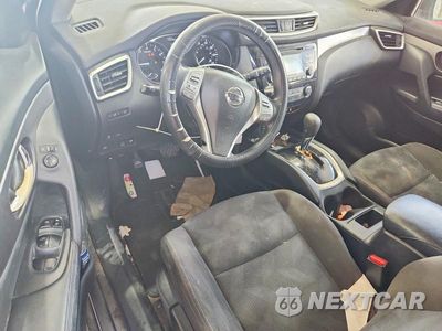 Zdjęcie 8 z 13 samochodu: 2016 NISSAN ROGUE S VIN:KNMAT2MV9GP594196 - miniatura