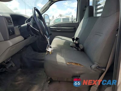 Zdjęcie 7 z 12 samochodu: 2004 FORD F350 SUPER DUTY VIN:1FDWF36P34EC00390 - miniatura