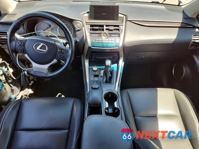 Zdjęcie 8 z 14 samochodu: 2017 LEXUS NX 200T BASE VIN:JTJBARBZ9H2142608 - miniatura
