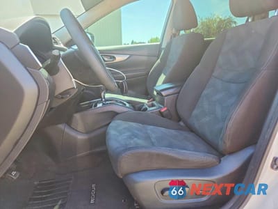 Zdjęcie 7 z 12 samochodu: 2016 NISSAN ROGUE SV VIN:KNMAT2MT4GP631122 - miniatura