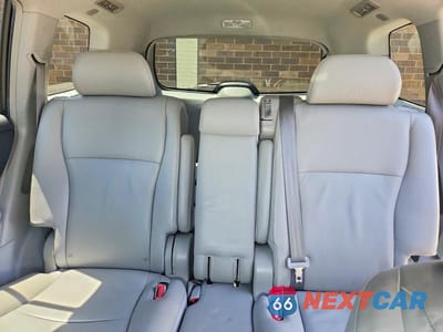 Zdjęcie 10 z 13 samochodu: 2008 TOYOTA HIGHLANDER HYBRID LIMITED VIN:JTEEW44A882014206 - miniatura