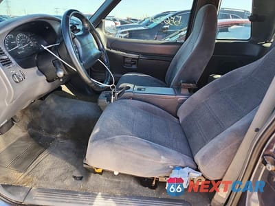 Zdjęcie 7 z 12 samochodu: 2000 FORD EXPLORER SPORT VIN:1FMYU60E5YUA68381 - miniatura