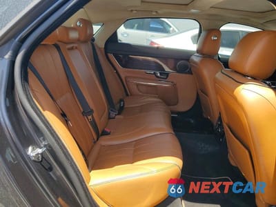 Zdjęcie 10 z 13 samochodu: 2012 JAGUAR XJL VIN:SAJWA2GB1CLV36650 - miniatura