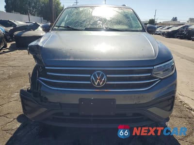 Piąte zdjęcie samochodu w środku: 2024 VOLKSWAGEN TIGUAN SE VIN:3VV3B7AX0RM022166 - miniatura