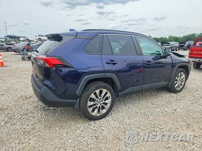 Trzecie zdjęcie samochodu z tyłu: 2021 TOYOTA RAV4 XLE PREMIUM VIN:2T3A1RFV5MW215013 - miniatura