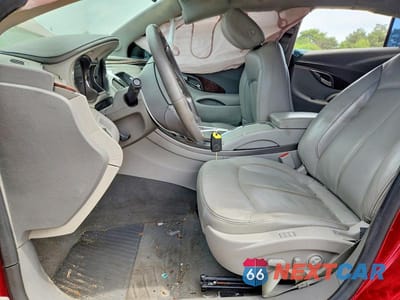 Zdjęcie 7 z 12 samochodu: 2013 BUICK LACROSSE VIN:1G4GC5E32DF120256 - miniatura
