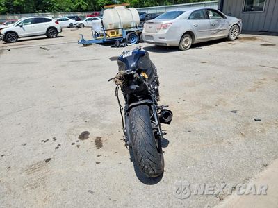 Czwarte zdjęcie samochodu z boku: 2016 SUZUKI GSX-R750 VIN:JS1GR7MA2G2100321 - miniatura