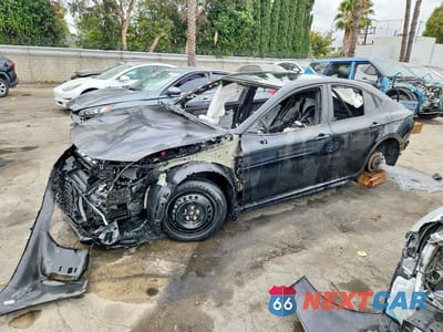 2025 TOYOTA CAMRY SE 4T1DAACKXSU540691 - główne zdjęcie licytacji z USA - miniatura
