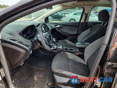 Zdjęcie 7 z 12 samochodu: 2014 FORD FOCUS SE VIN:1FADP3F28EL300940 - miniatura