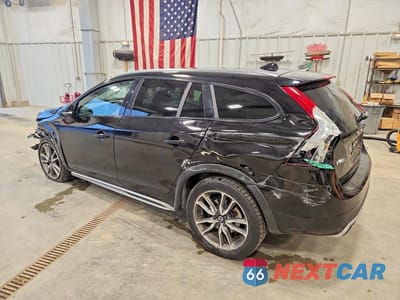 Drugie zdjęcie samochodu z przodu: 2017 VOLVO V60 CROSS COUNTRY PREMIER VIN:YV440MWK8H1035695 - miniatura