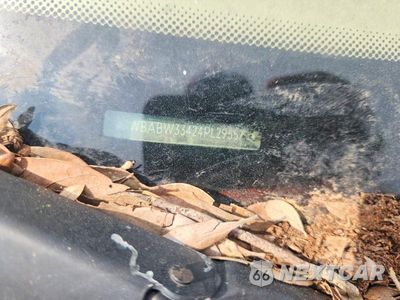 Zdjęcie 12 z 12 samochodu: 2004 BMW 325 CI VIN:WBABW33424PL29557 - miniatura