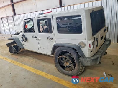 Drugie zdjęcie samochodu z przodu: 2012 JEEP WRANGLER UNLIMITED SAHARA VIN:1C4BJWEG9CL167474 - miniatura