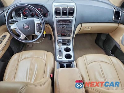 Zdjęcie 8 z 13 samochodu: 2010 GMC ACADIA SLT-2 VIN:1GKLVNED3AJ188150 - miniatura