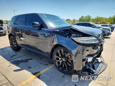 Czwarte zdjęcie samochodu z boku: 2025 LAND ROVER RANGE ROVER SPORT SE VIN:SAL1P9EU9SA440515 - miniatura